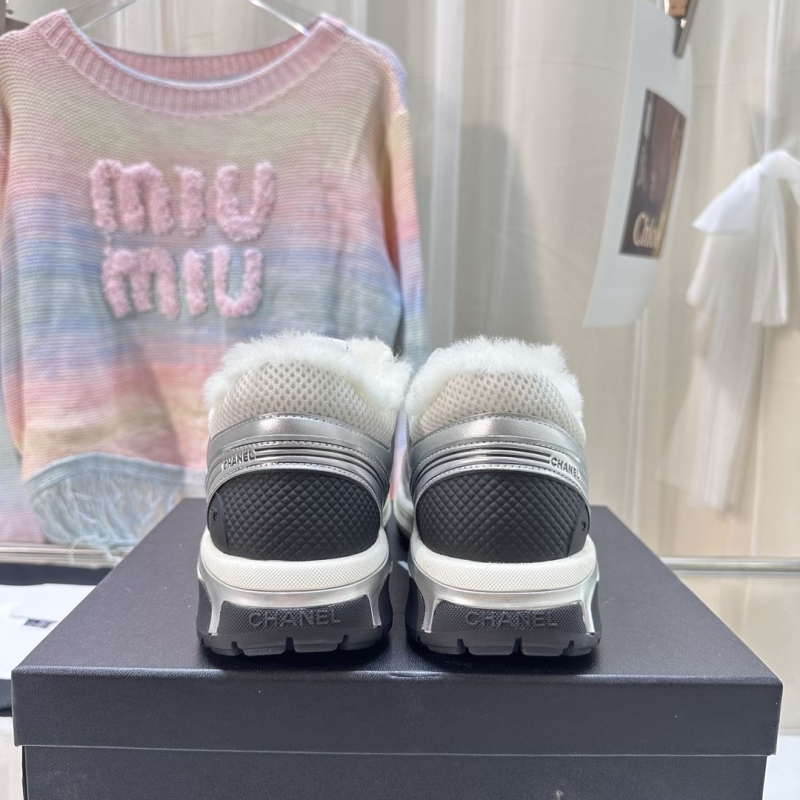 Ch**el sport shoes